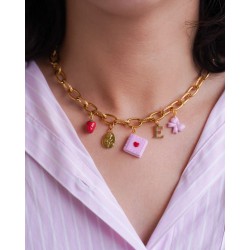 Collar de cadena dorada con...
